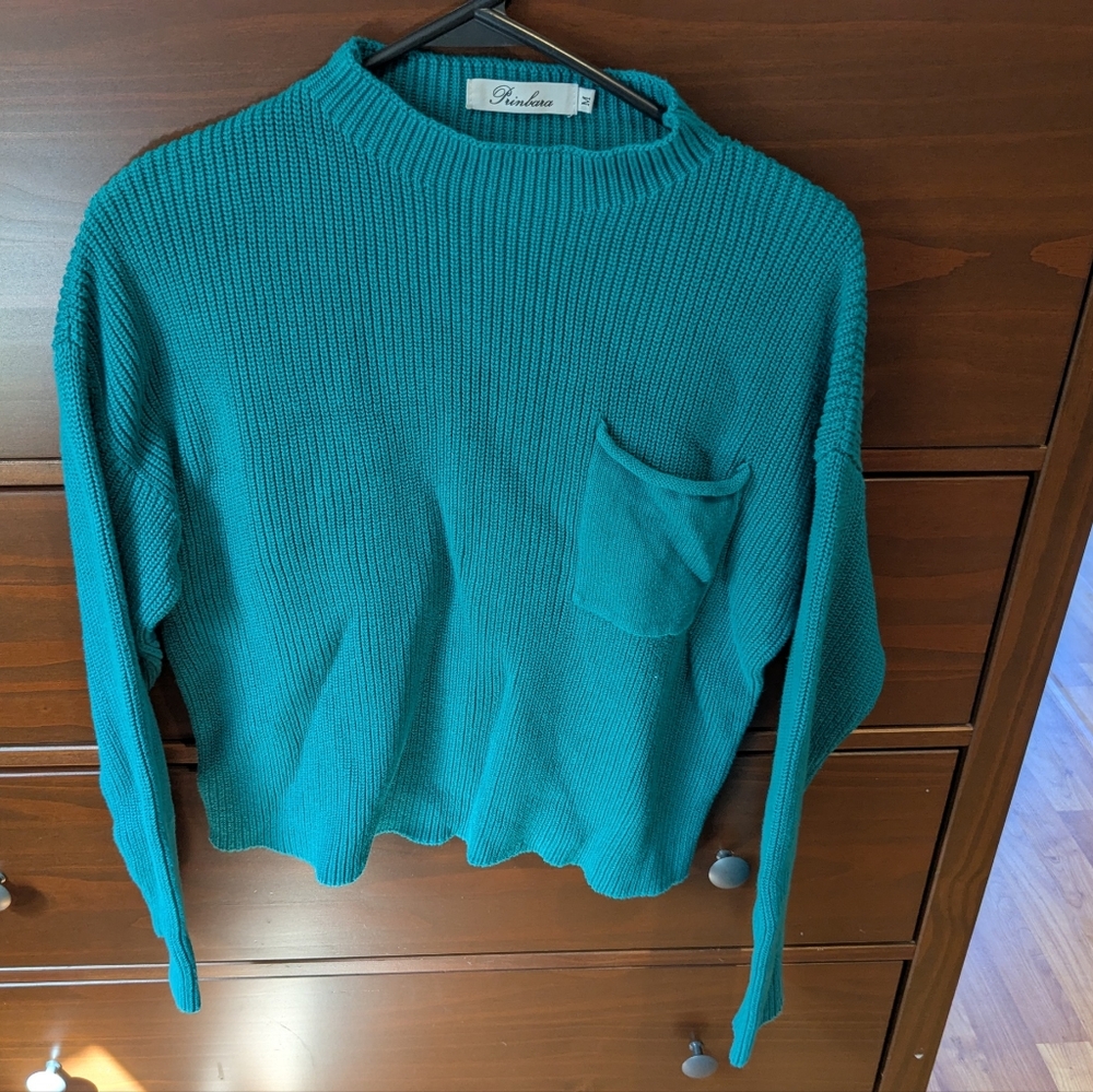 Crewneck Pocket Sweater in Teal Size Medium